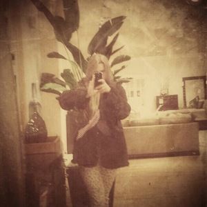 Meet your Posher, Danielle